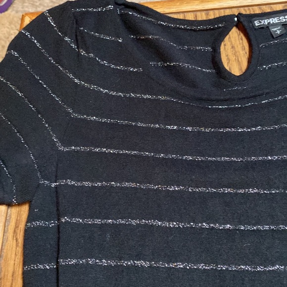 Jr small express short slv sweater - Picture 3 of 3